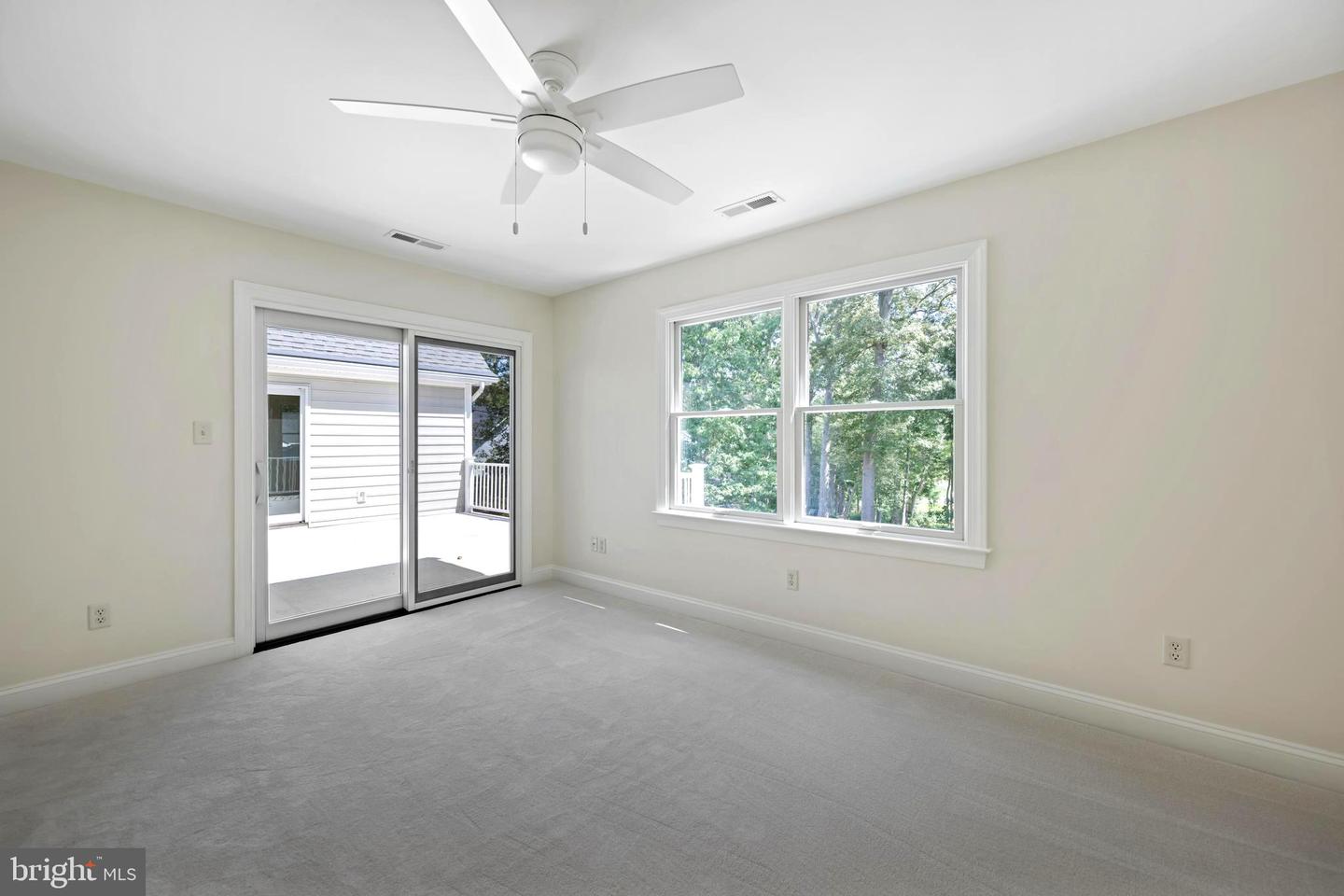 154 W Shore Dr Property Photo 39