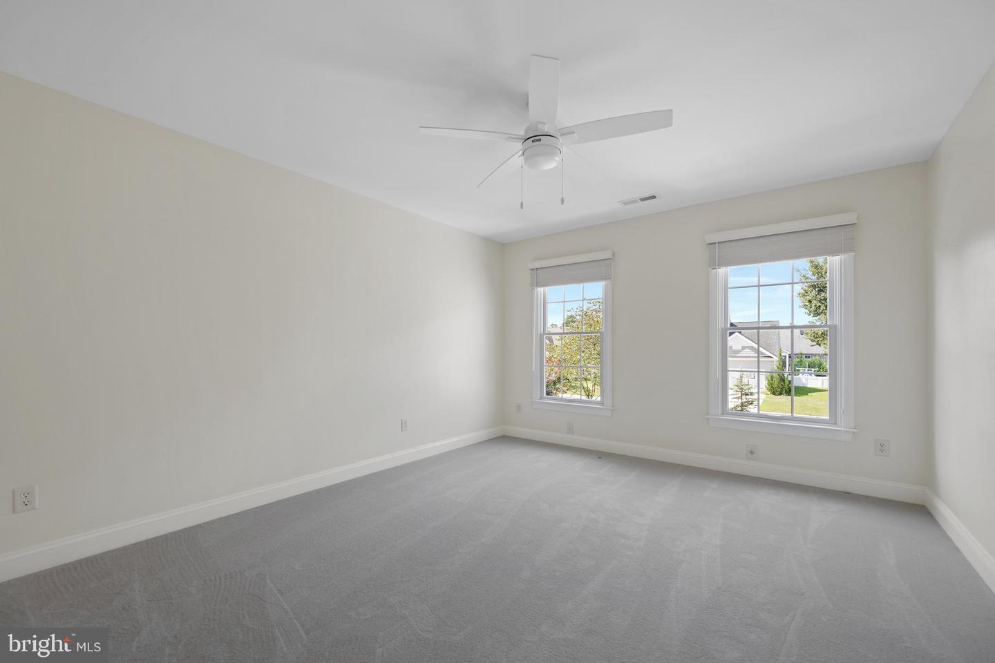 154 W Shore Dr Property Photo 44