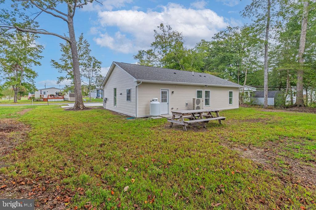 37155 E White Tail Dr Property Photo 3