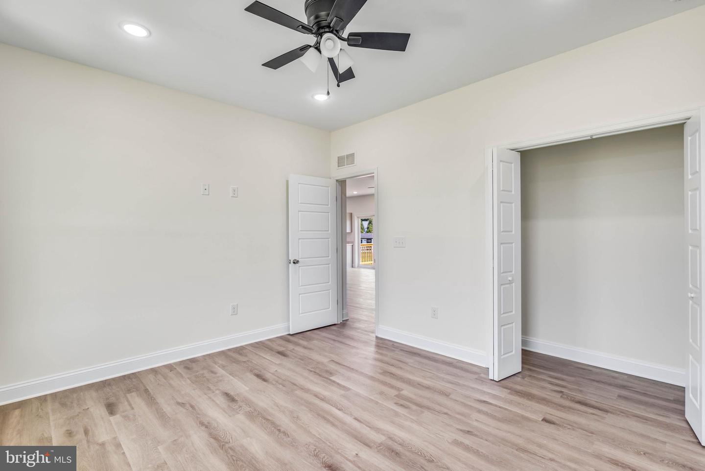 4466 Mayflower Ln Property Photo 18