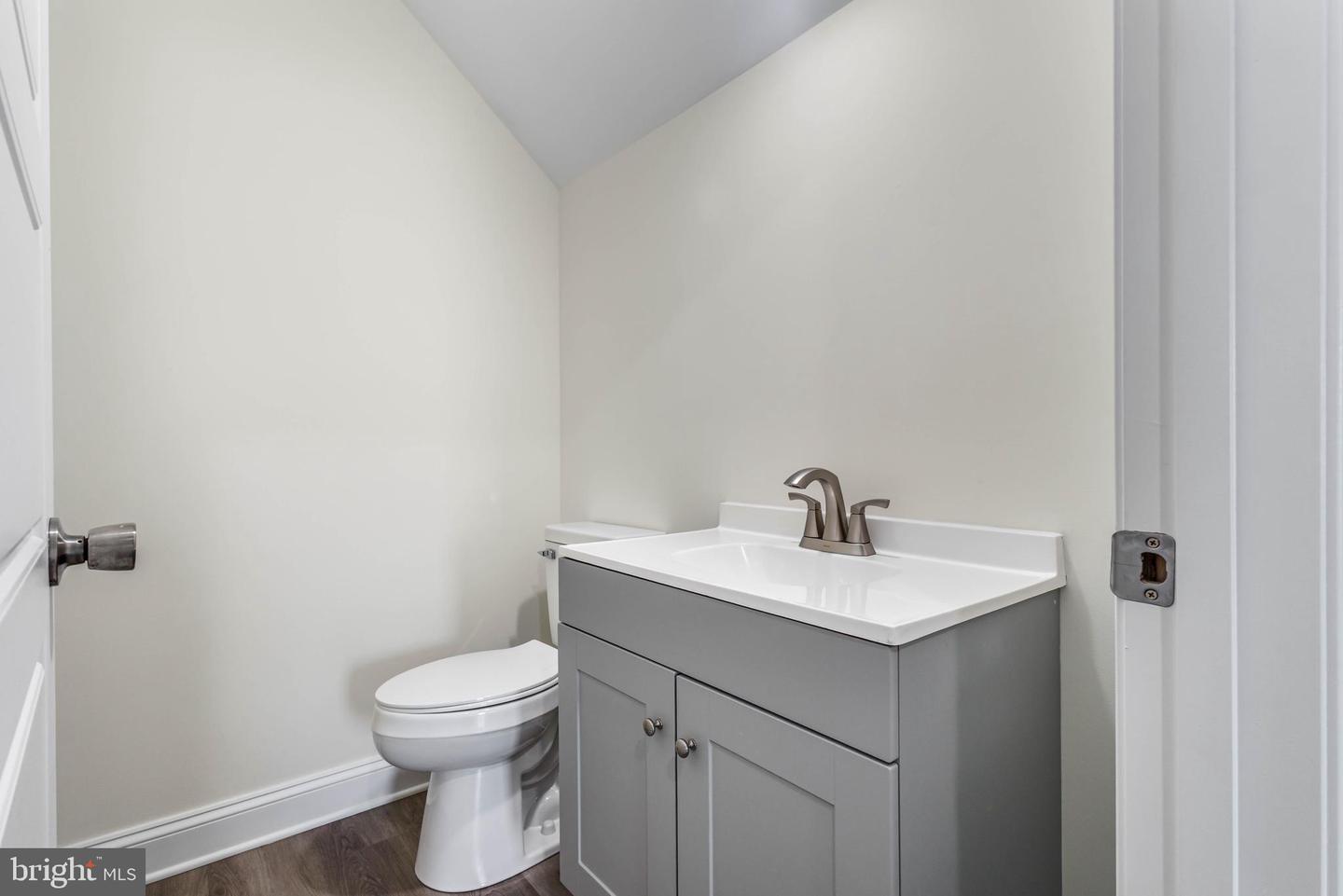 4466 Mayflower Ln Property Photo 23