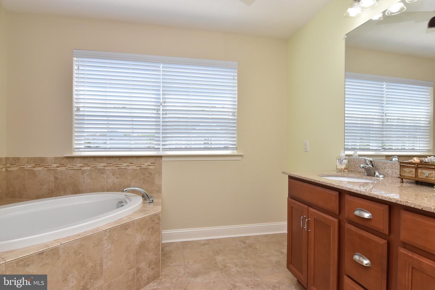 34417 Bronze St #33b Property Photo 24