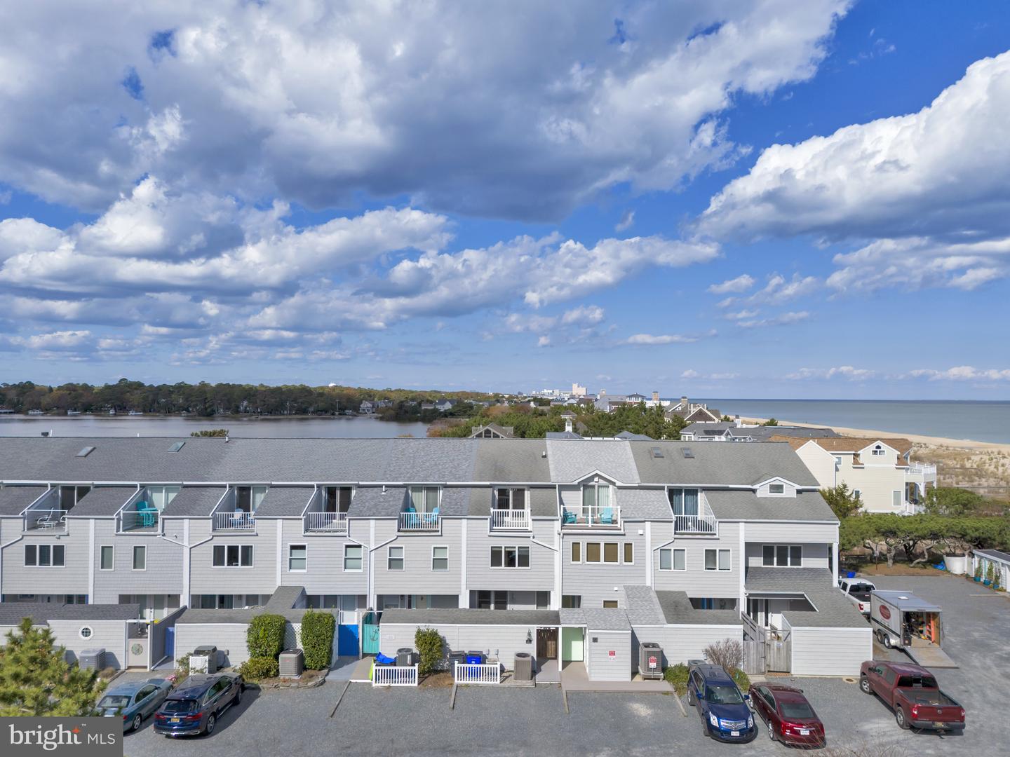 3 Seastrand Ct #24 Property Photo 1