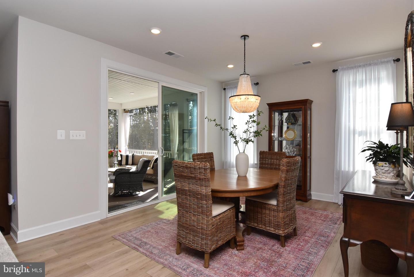 28019 Winona Ln Property Photo 18