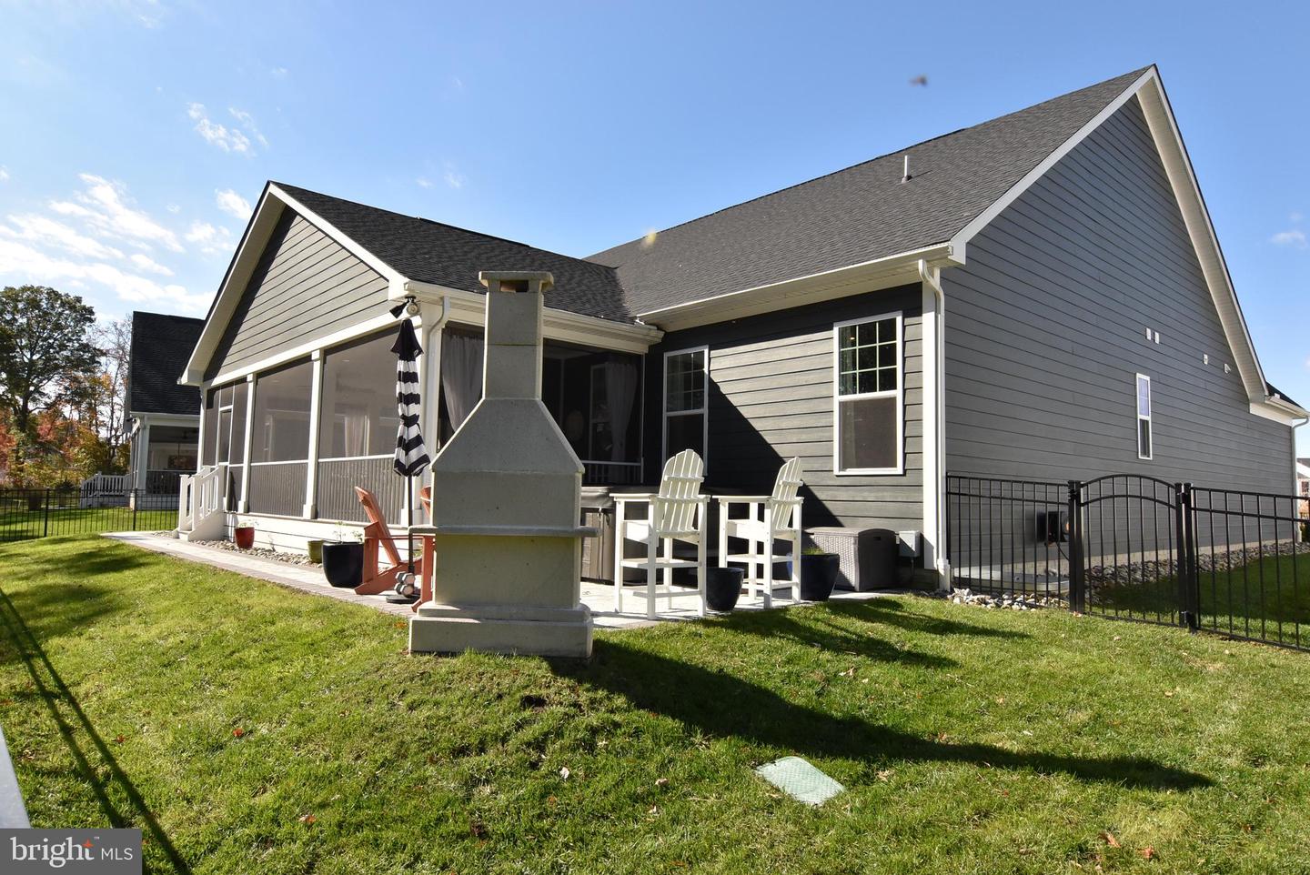 28019 Winona Ln Property Photo 38