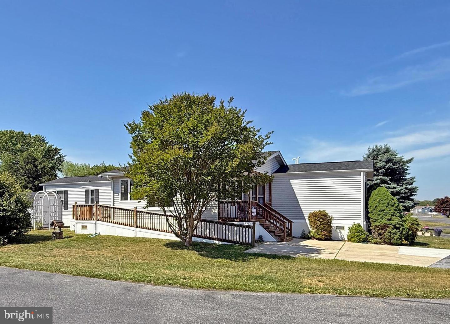 1 Andover Ln #b-19 Property Photo 1