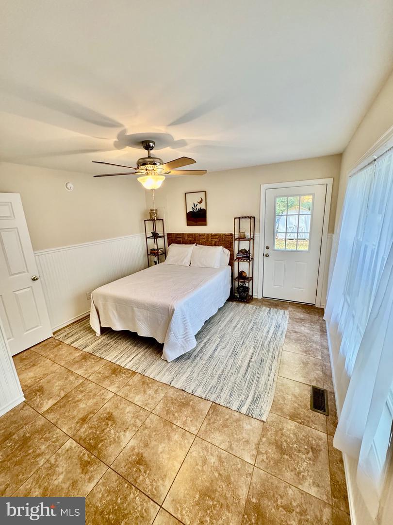 24322 Canal Dr Property Photo 33