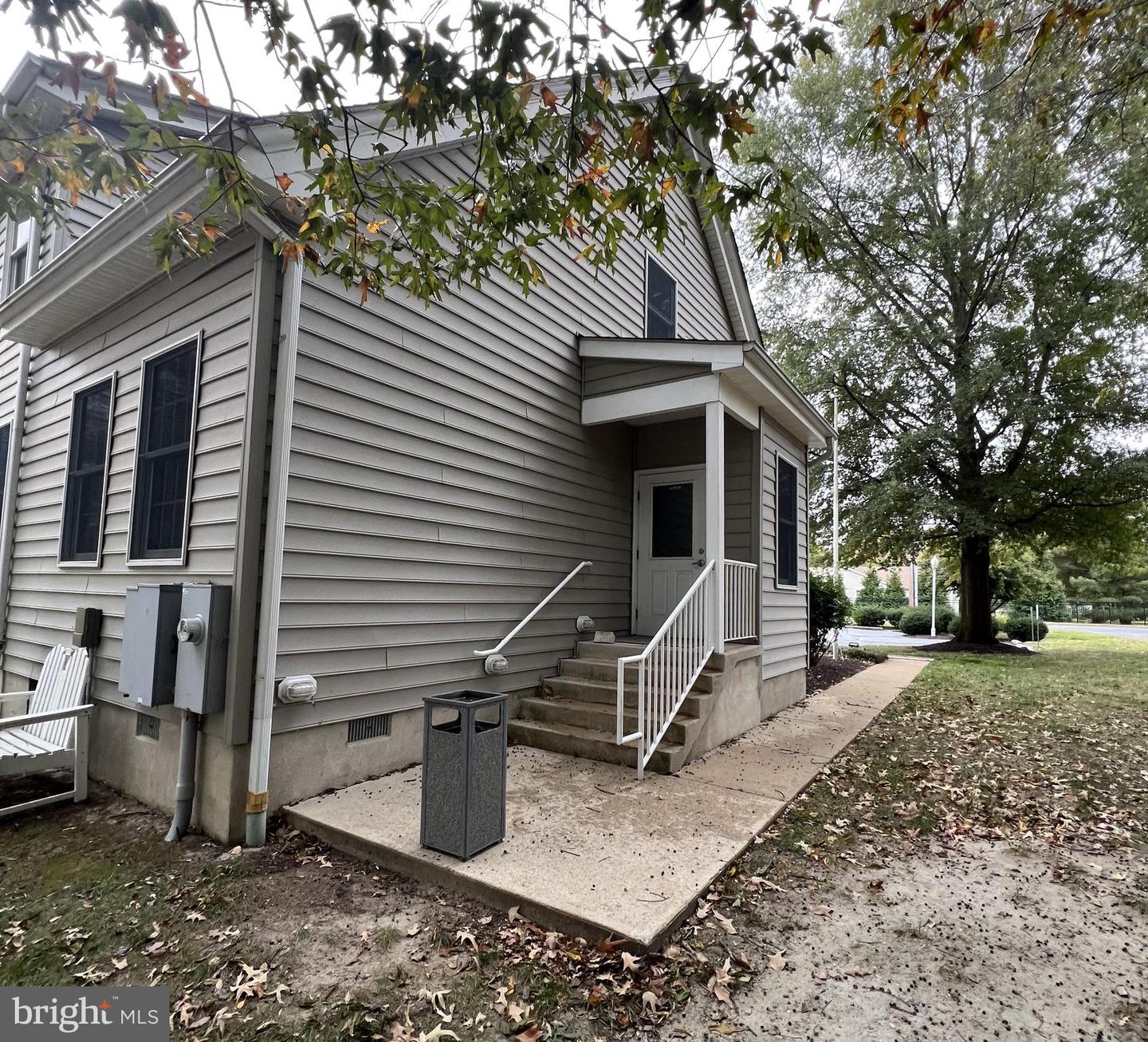 924 Middleford Rd Property Photo 4