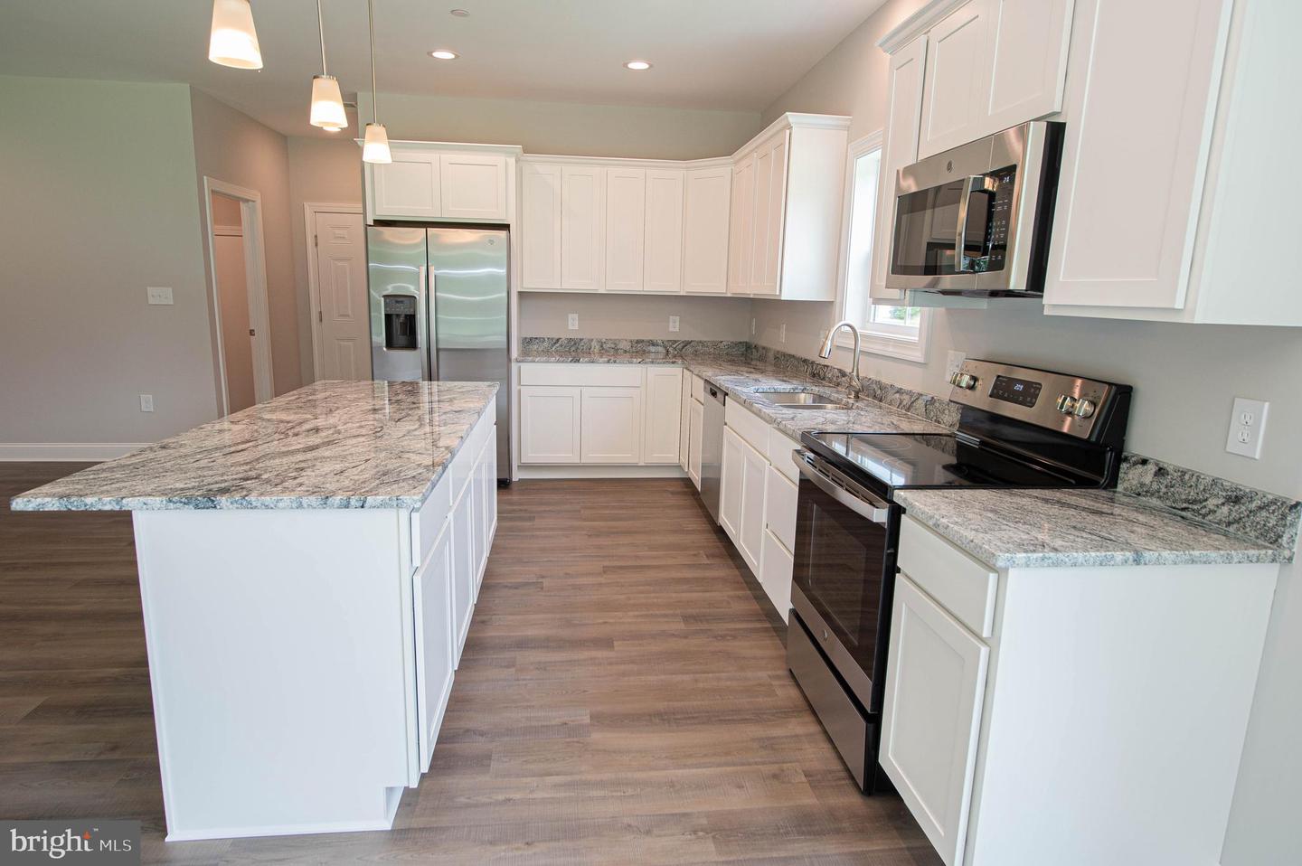 22372 Concord Pond Rd Property Photo 11
