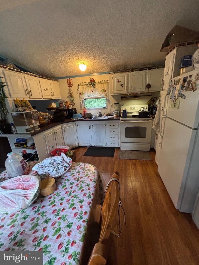 22152 Atkins Ct Property Photo 1