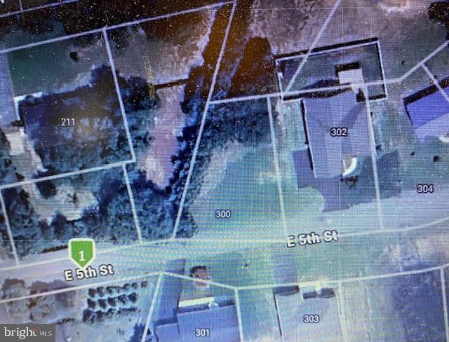 Lot 1 E 5th St Property Photo 1