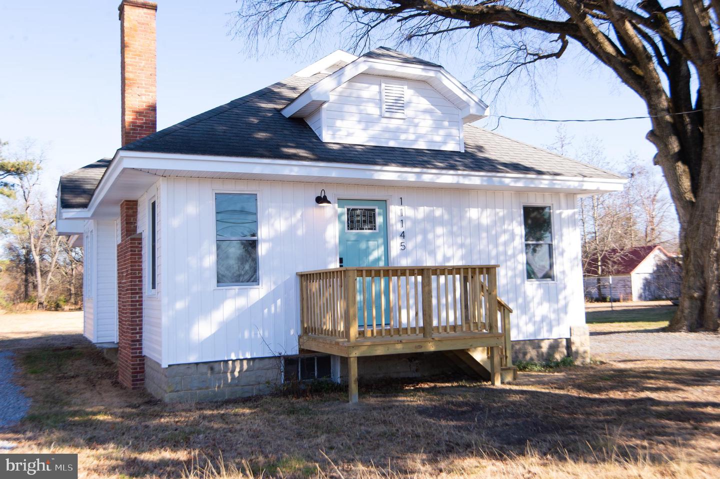 11145 Laurel Road Property Photo 1