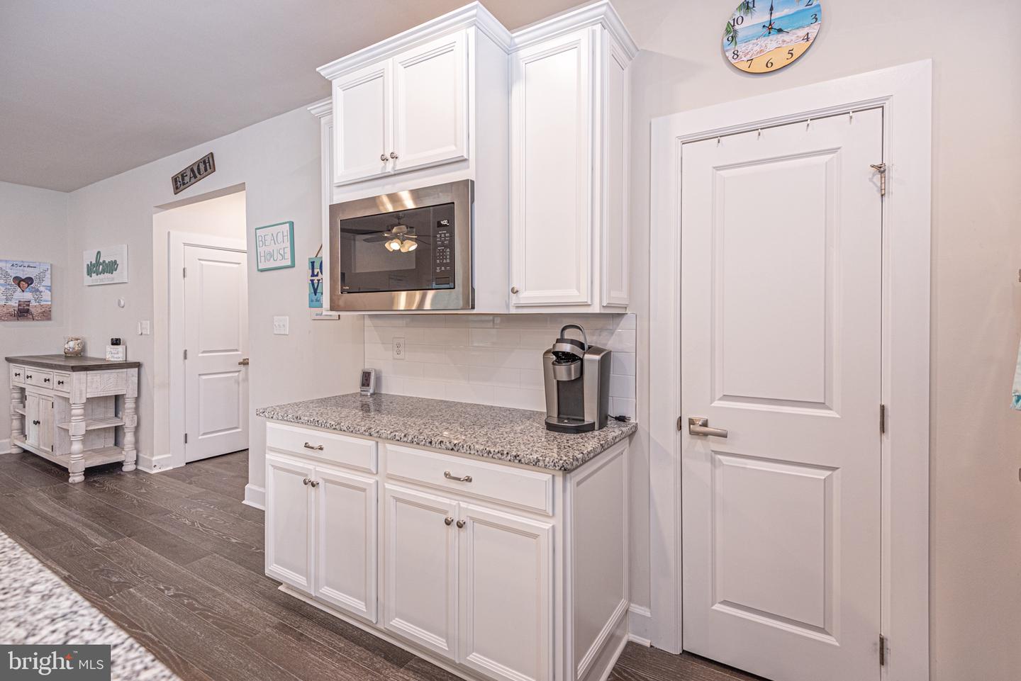 37220 Silvan Wood Way Property Photo 14