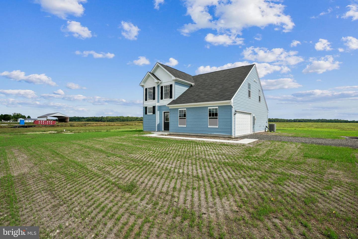 26571 Line Rd Property Photo 2
