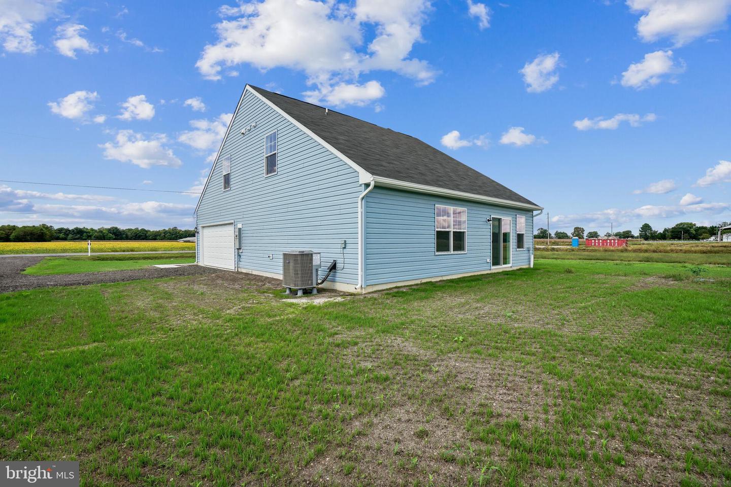 26571 Line Rd Property Photo 3