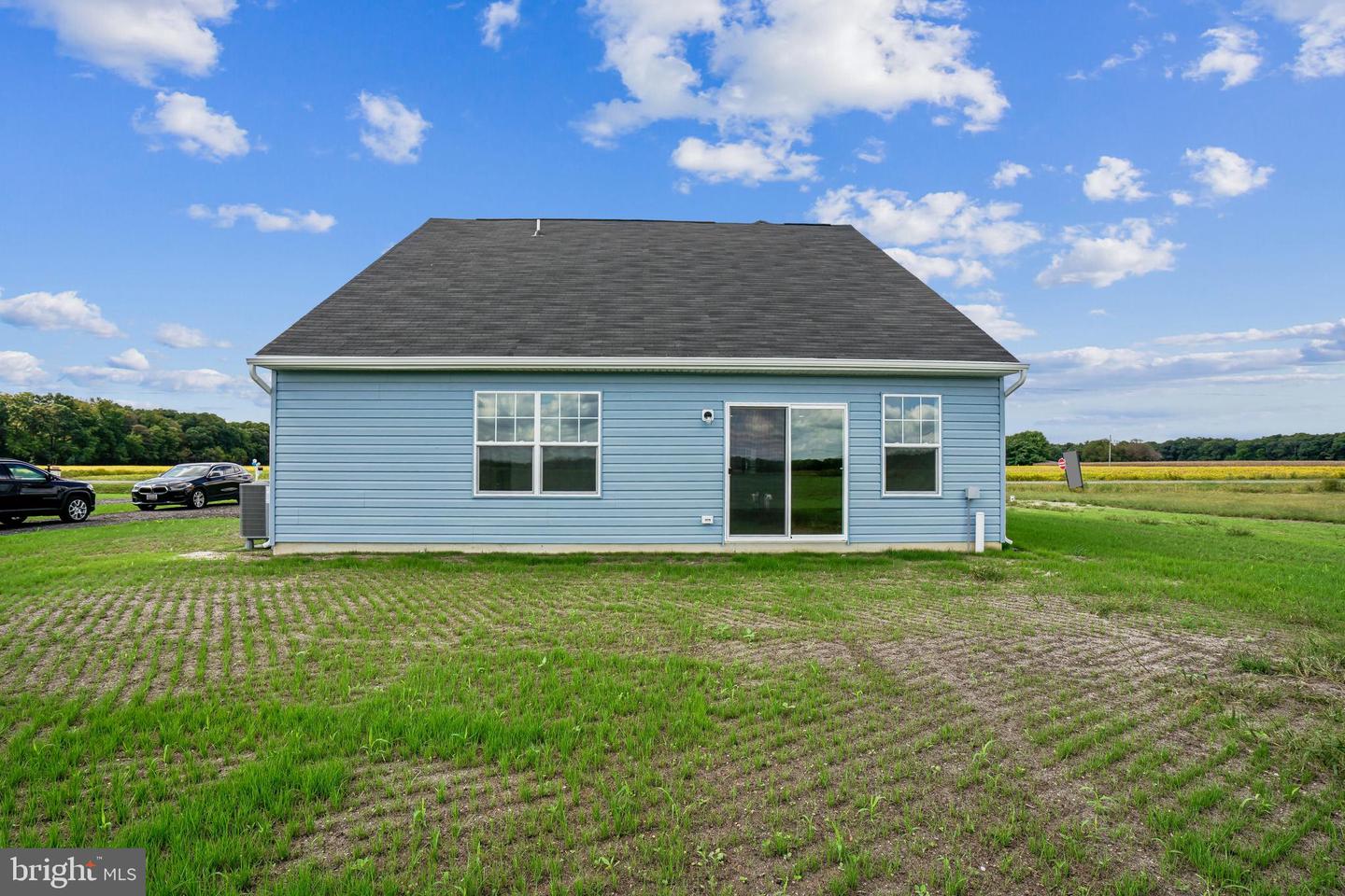 26571 Line Rd Property Photo 4