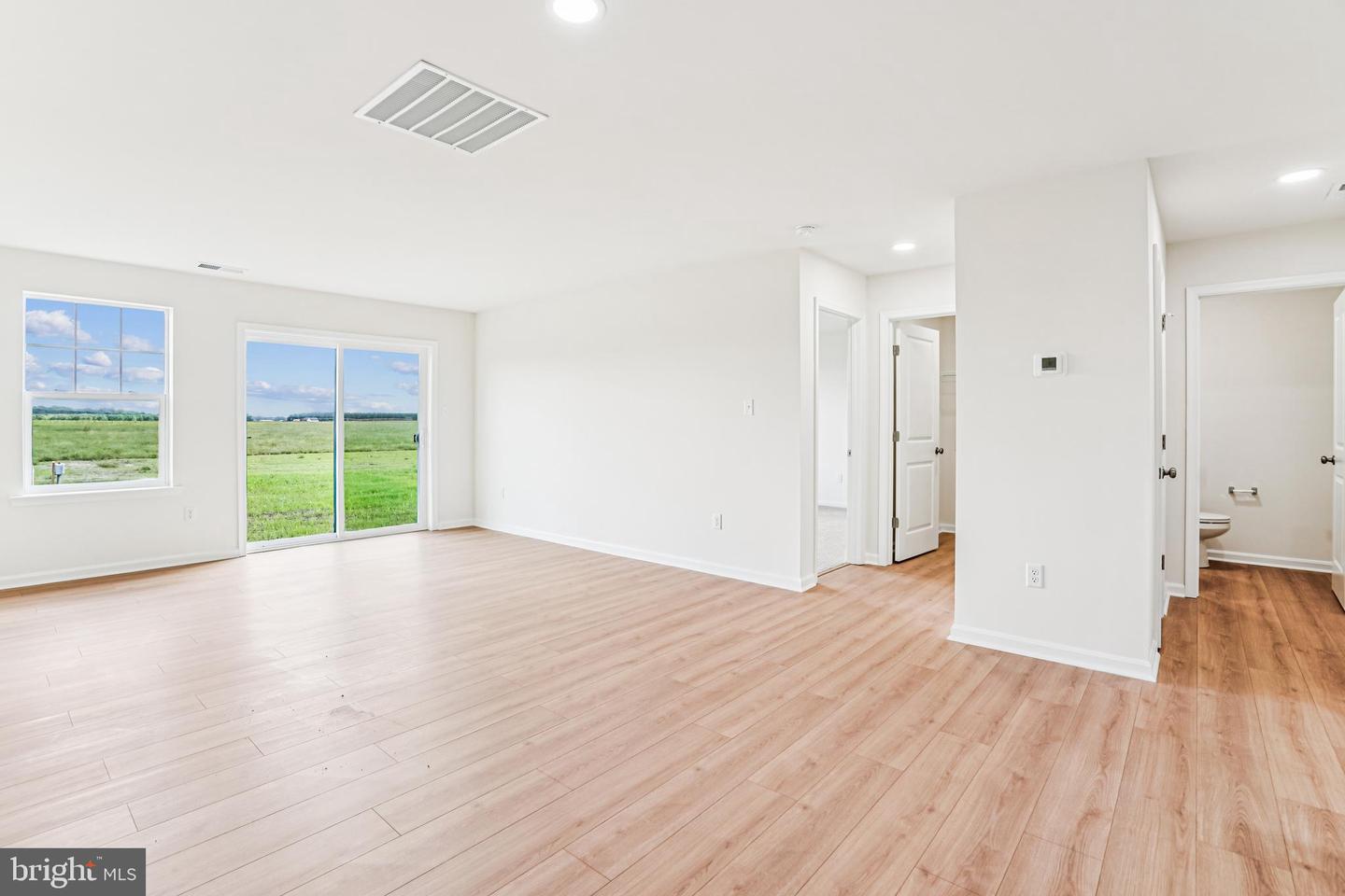 26571 Line Rd Property Photo 11