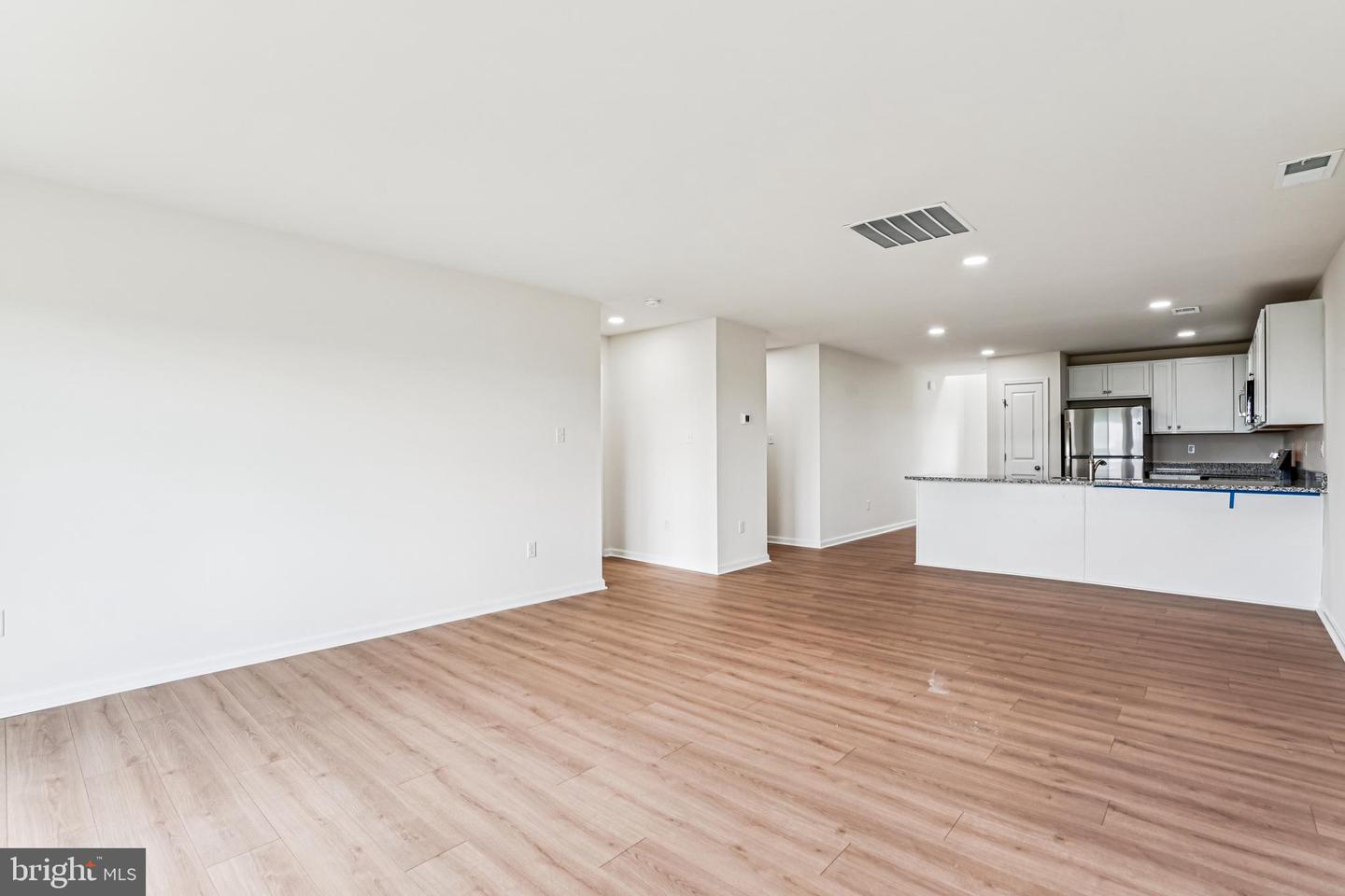 26571 Line Rd Property Photo 12