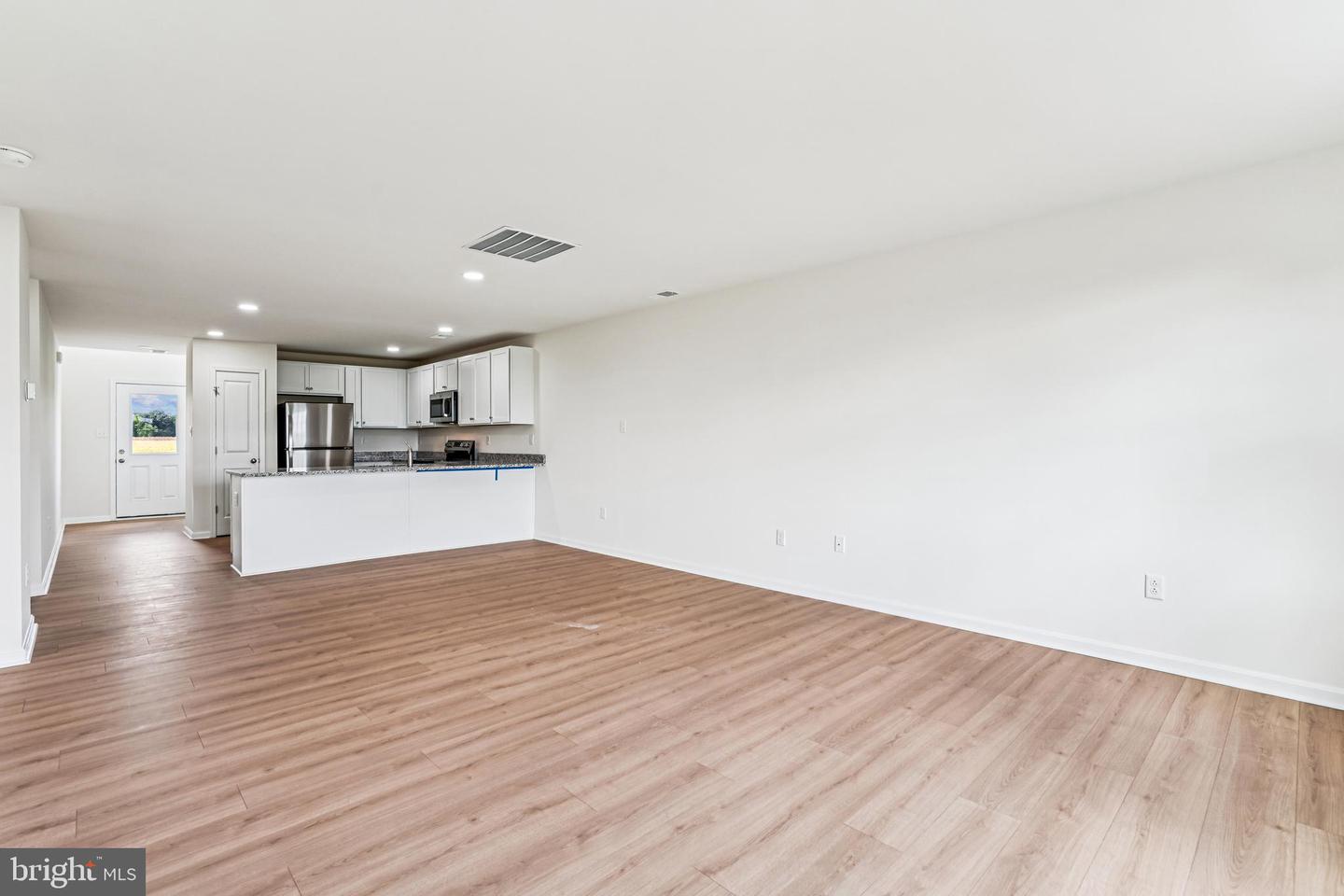 26571 Line Rd Property Photo 13