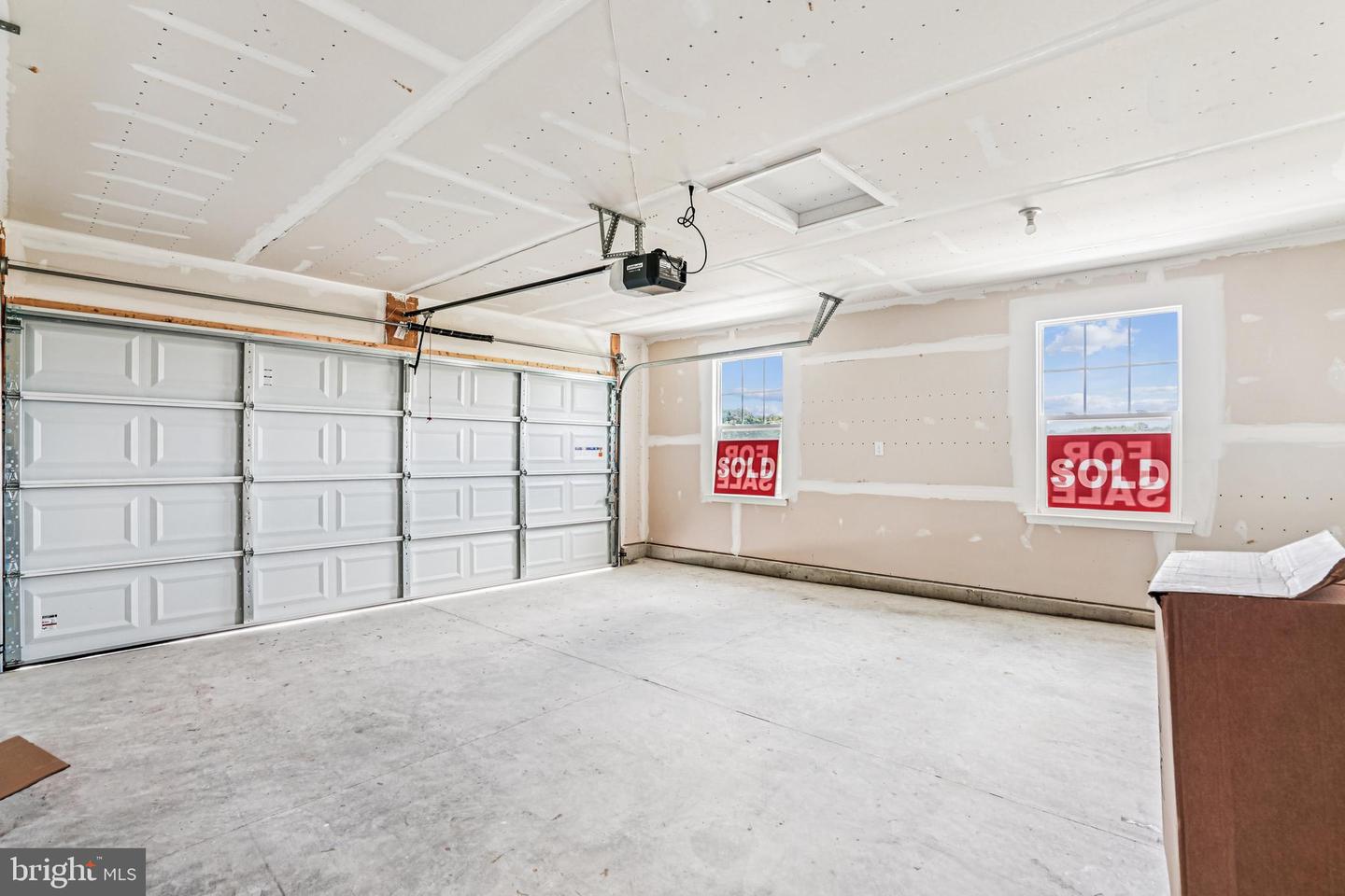 26571 Line Rd Property Photo 14