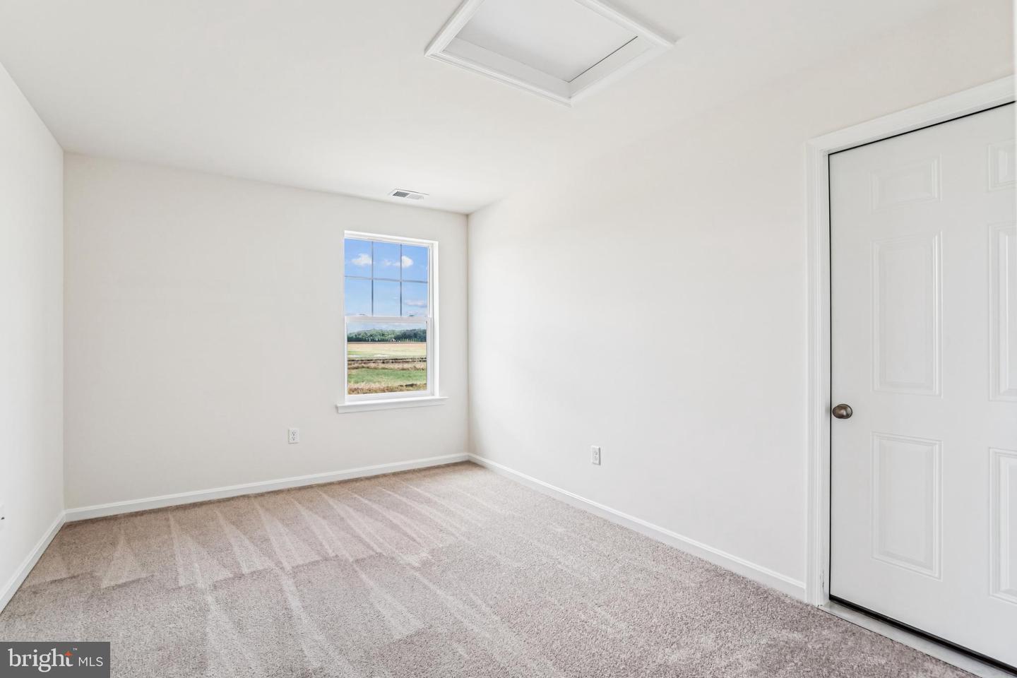26571 Line Rd Property Photo 16