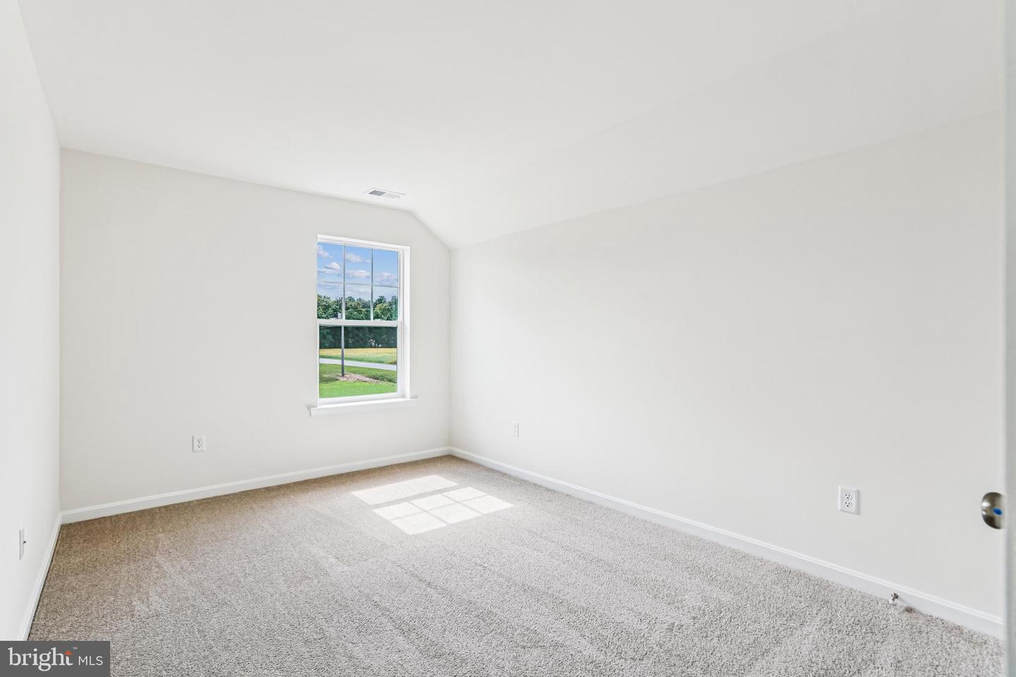 26571 Line Rd Property Photo 18
