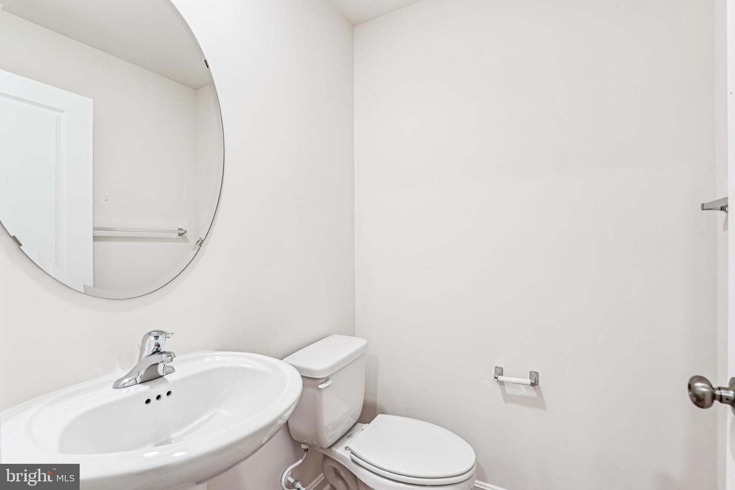 26571 Line Rd Property Photo 23