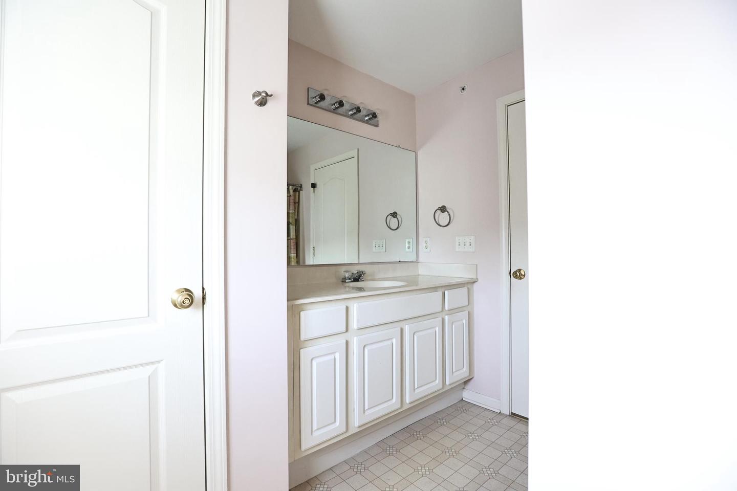 5306 Caitlins Way Property Photo 22