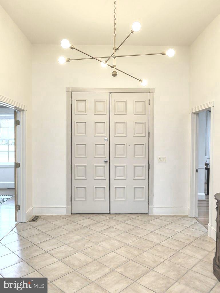 6 Cinderberry Ct Property Photo 15
