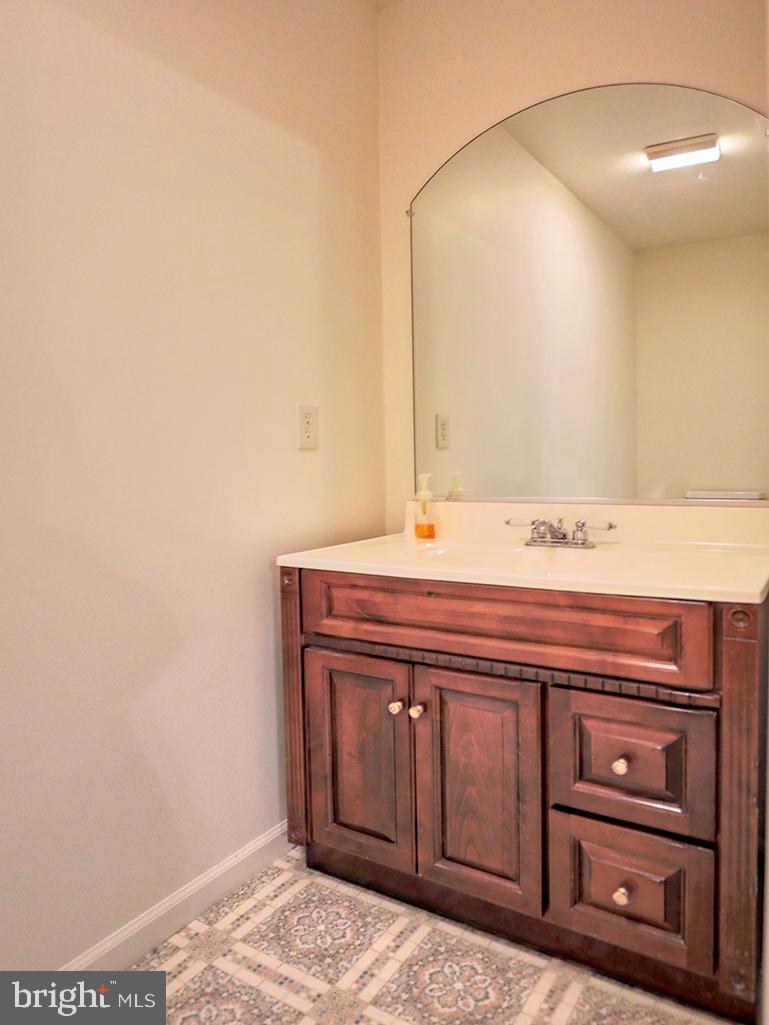 6 Cinderberry Ct Property Photo 88