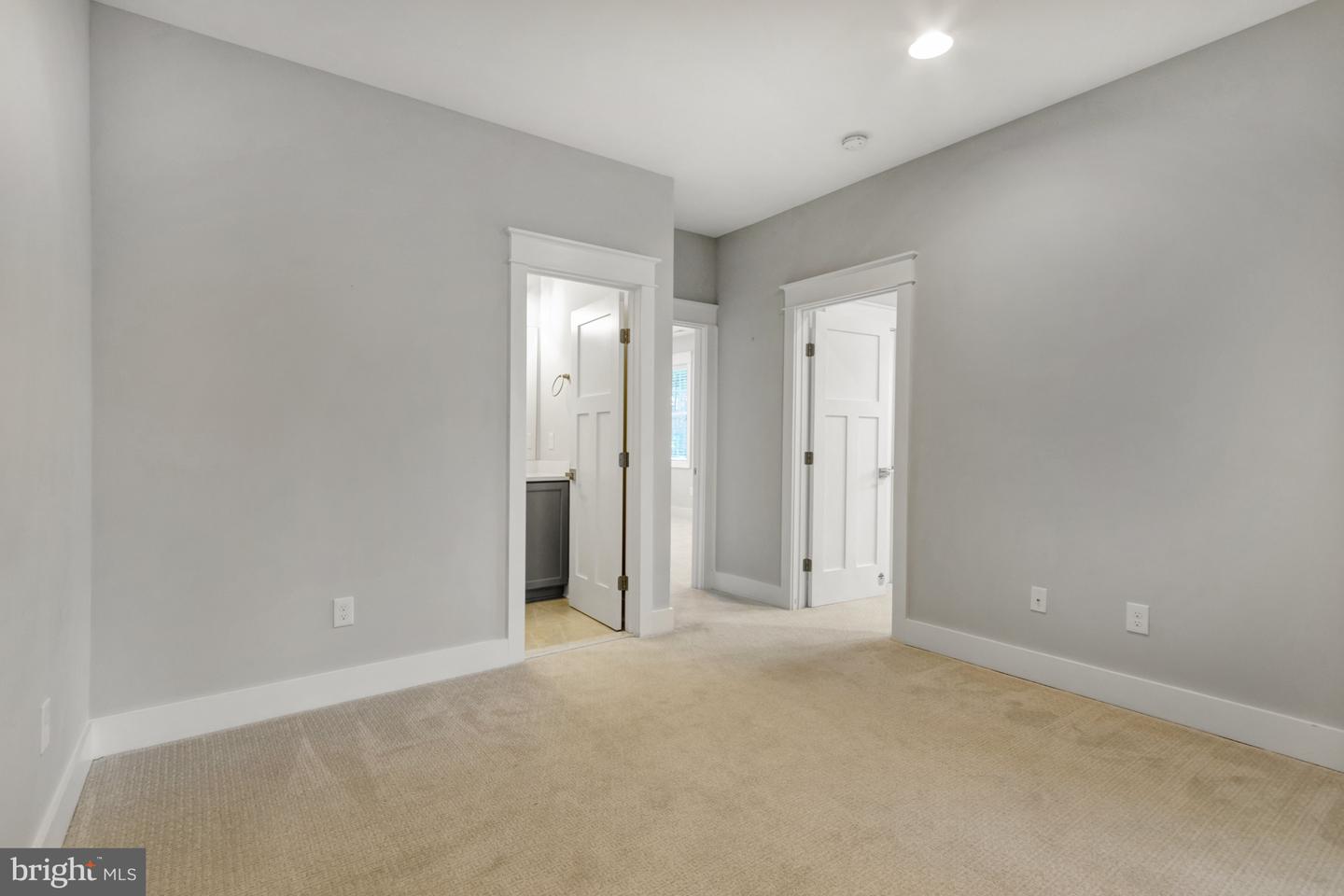 31569 Rachel Ave Property Photo 25