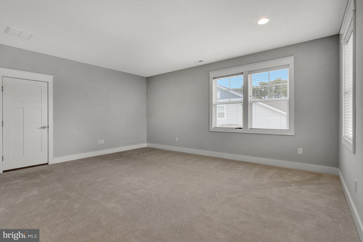 31569 Rachel Ave Property Photo 34