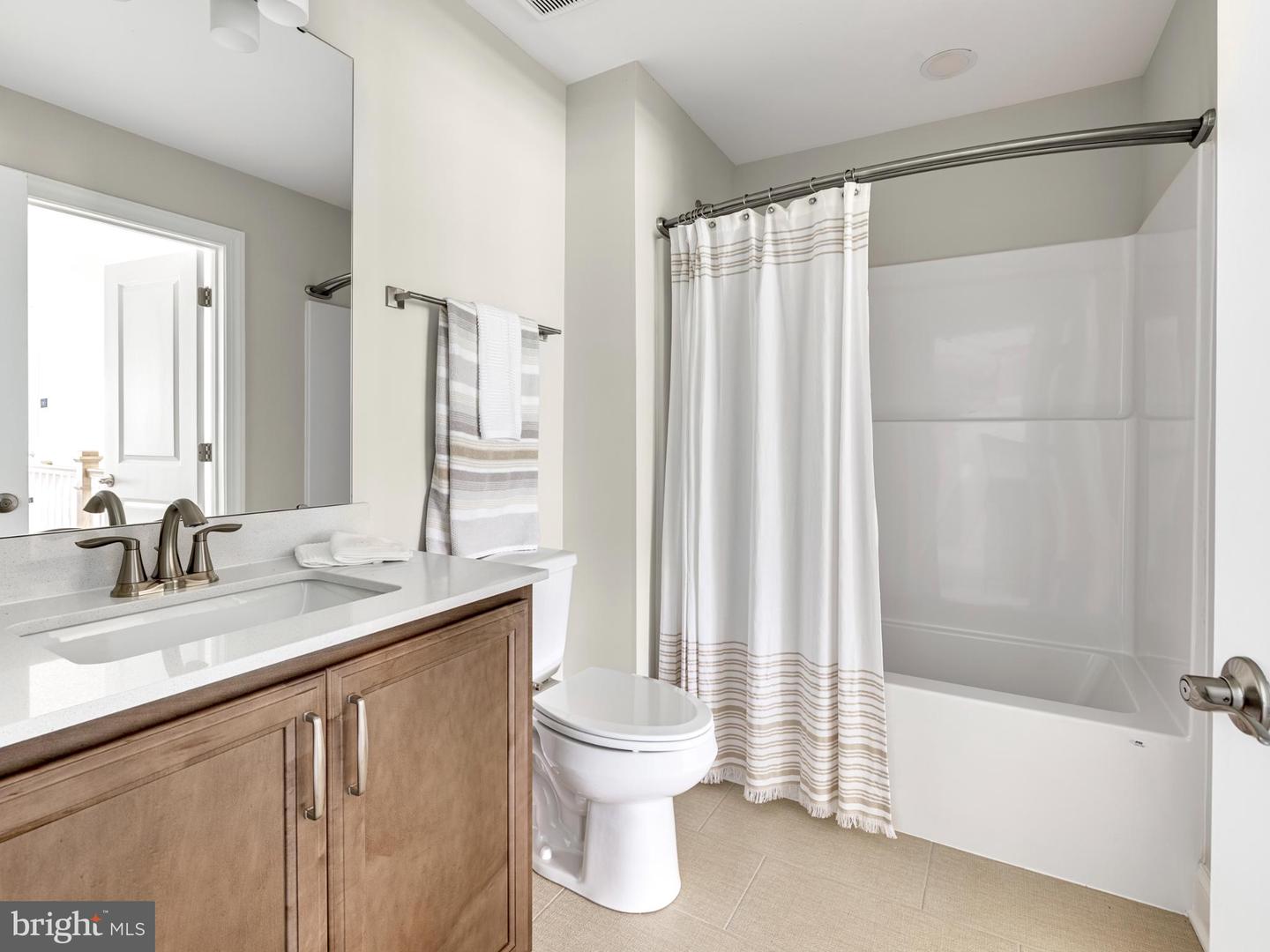 25272 Leland Dr Property Photo 12