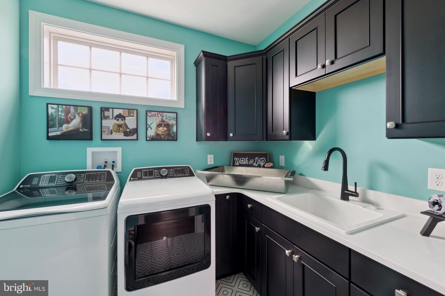 25284 Leland Dr Property Photo 10
