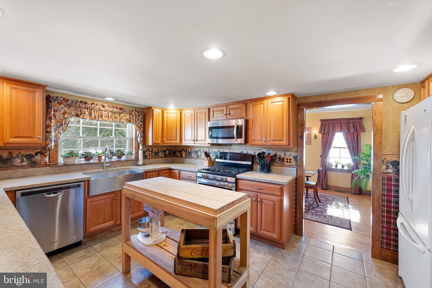 35717 Farm House Ln Property Photo 11