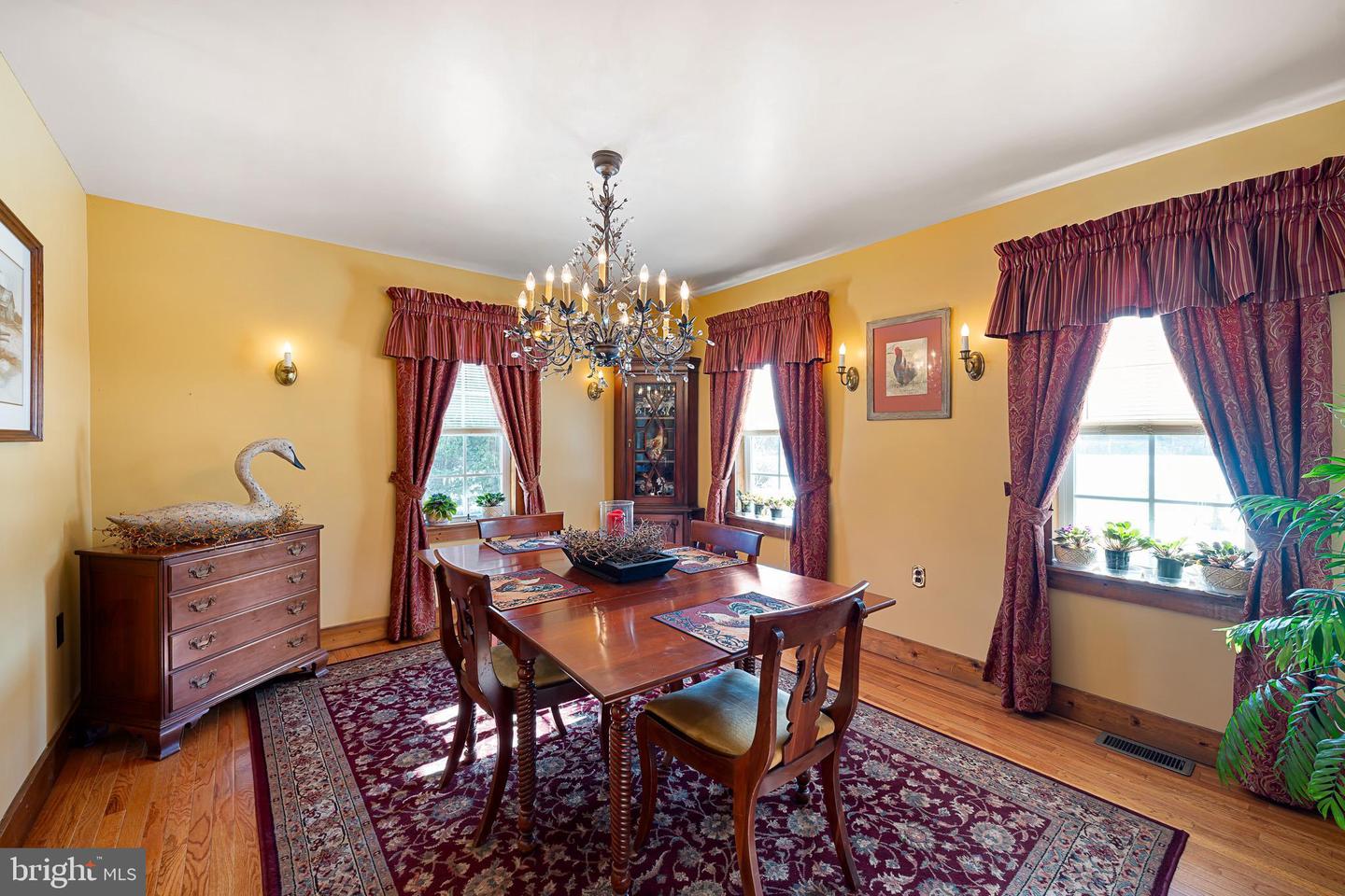35717 Farm House Ln Property Photo 16