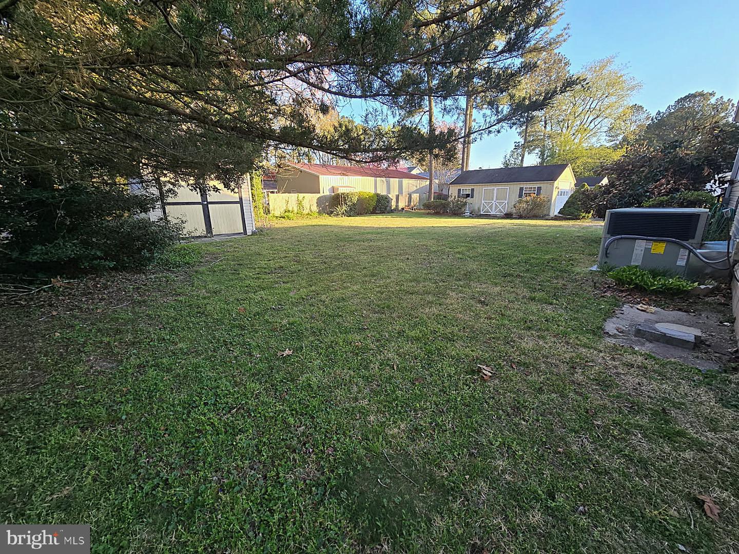 24349 Canal Dr Property Photo 7