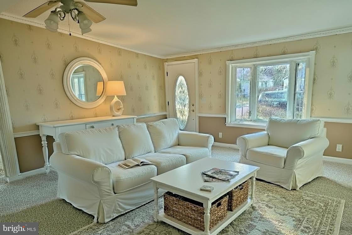 24349 Canal Dr Property Photo 13
