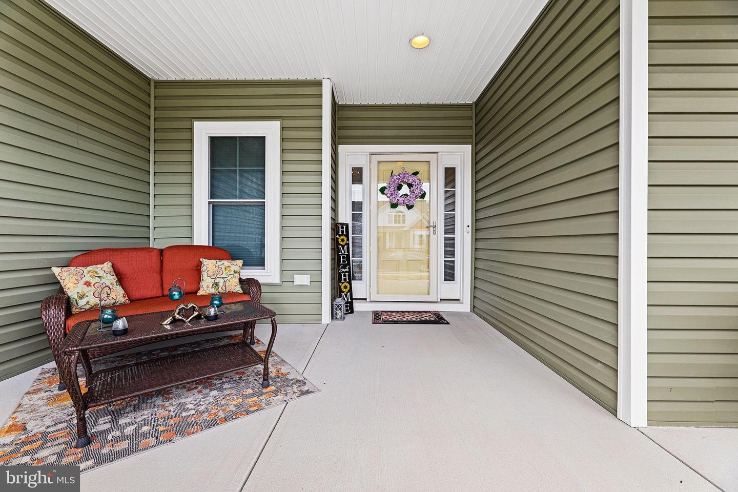 22535 Bradbury Way Property Photo 4