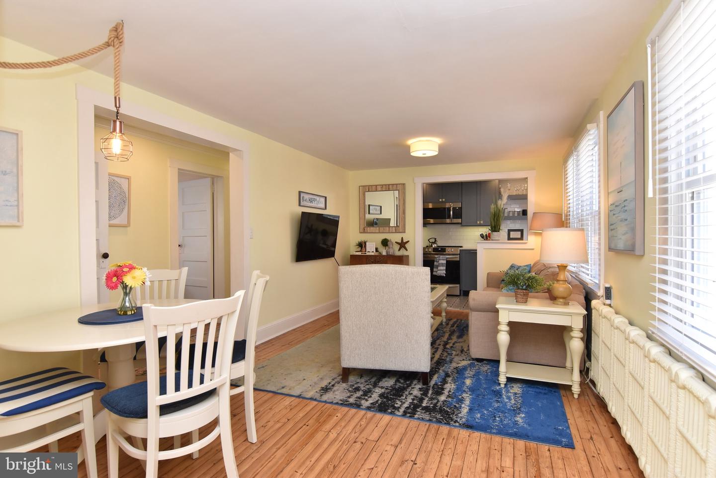49 Maryland Ave #a Property Photo 11