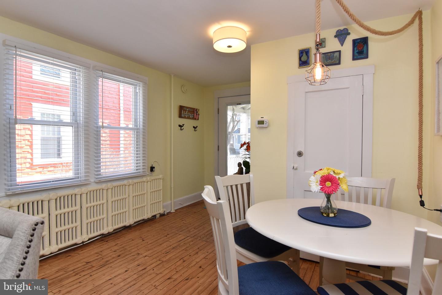 49 Maryland Ave #a Property Photo 14