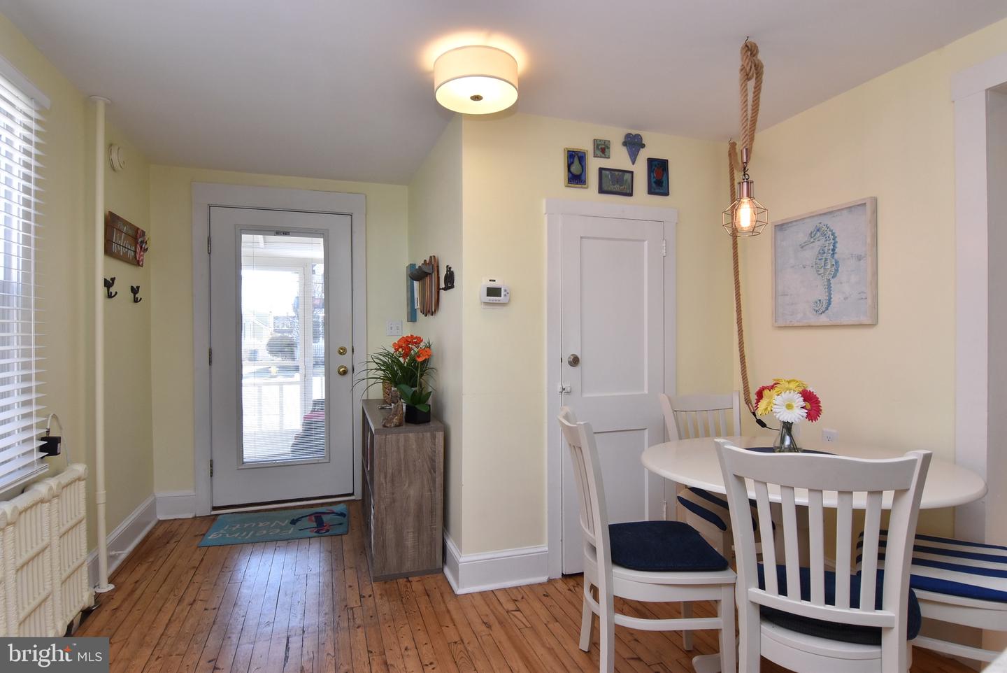 49 Maryland Ave #a Property Photo 15