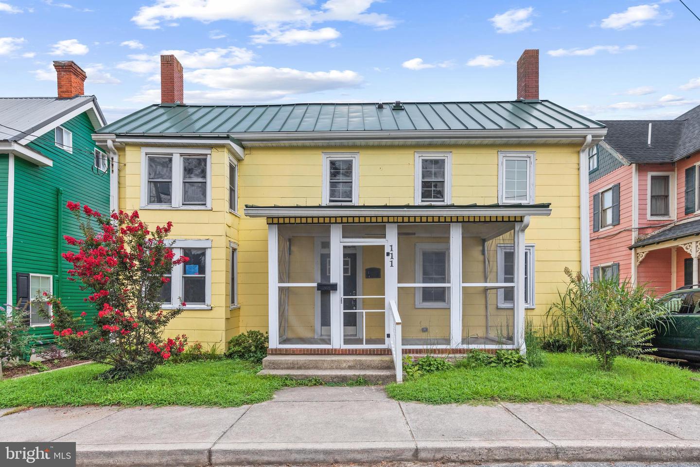 111 BROAD ST