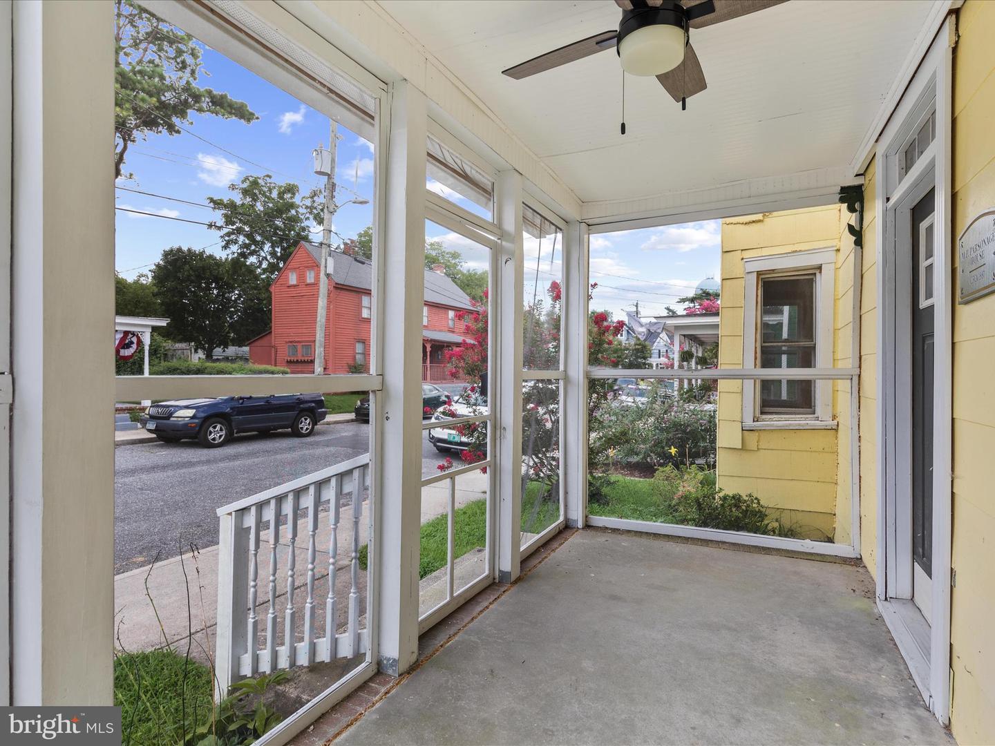 111 Broad St Property Photo 5