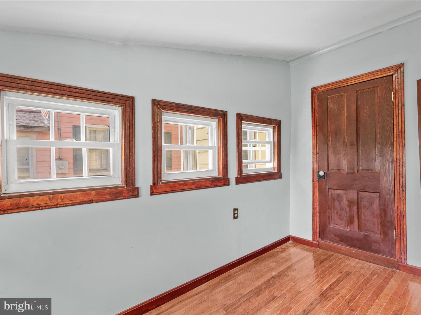 111 Broad St Property Photo 30