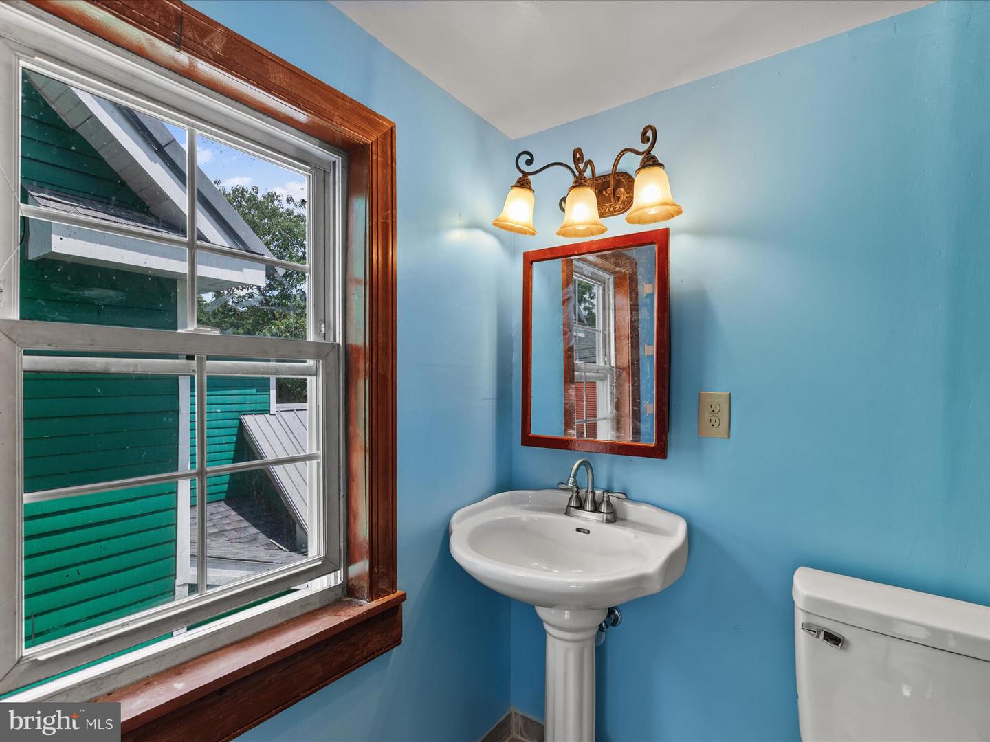 111 Broad St Property Photo 39
