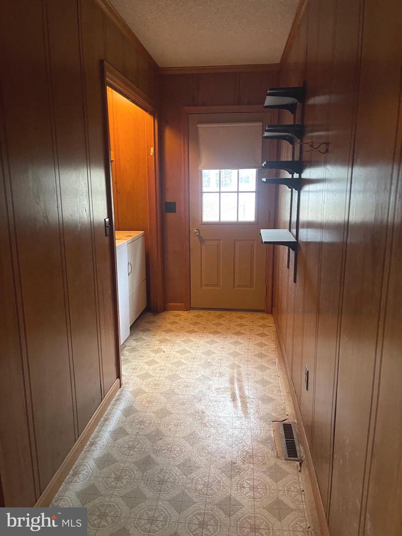 37339 Main St Property Photo 15