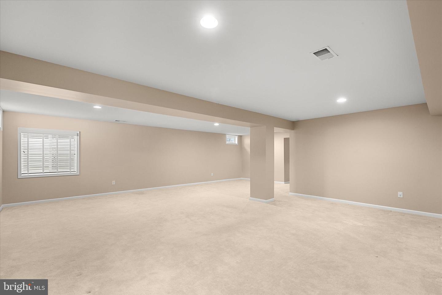 301 Adelaide Dr Property Photo 52