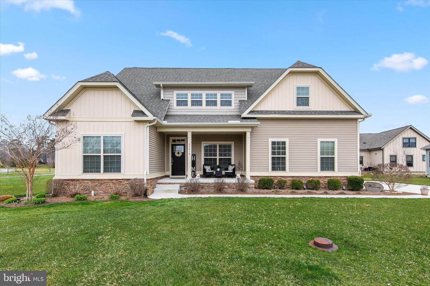 25016 Tannin Cir Property Photo 1
