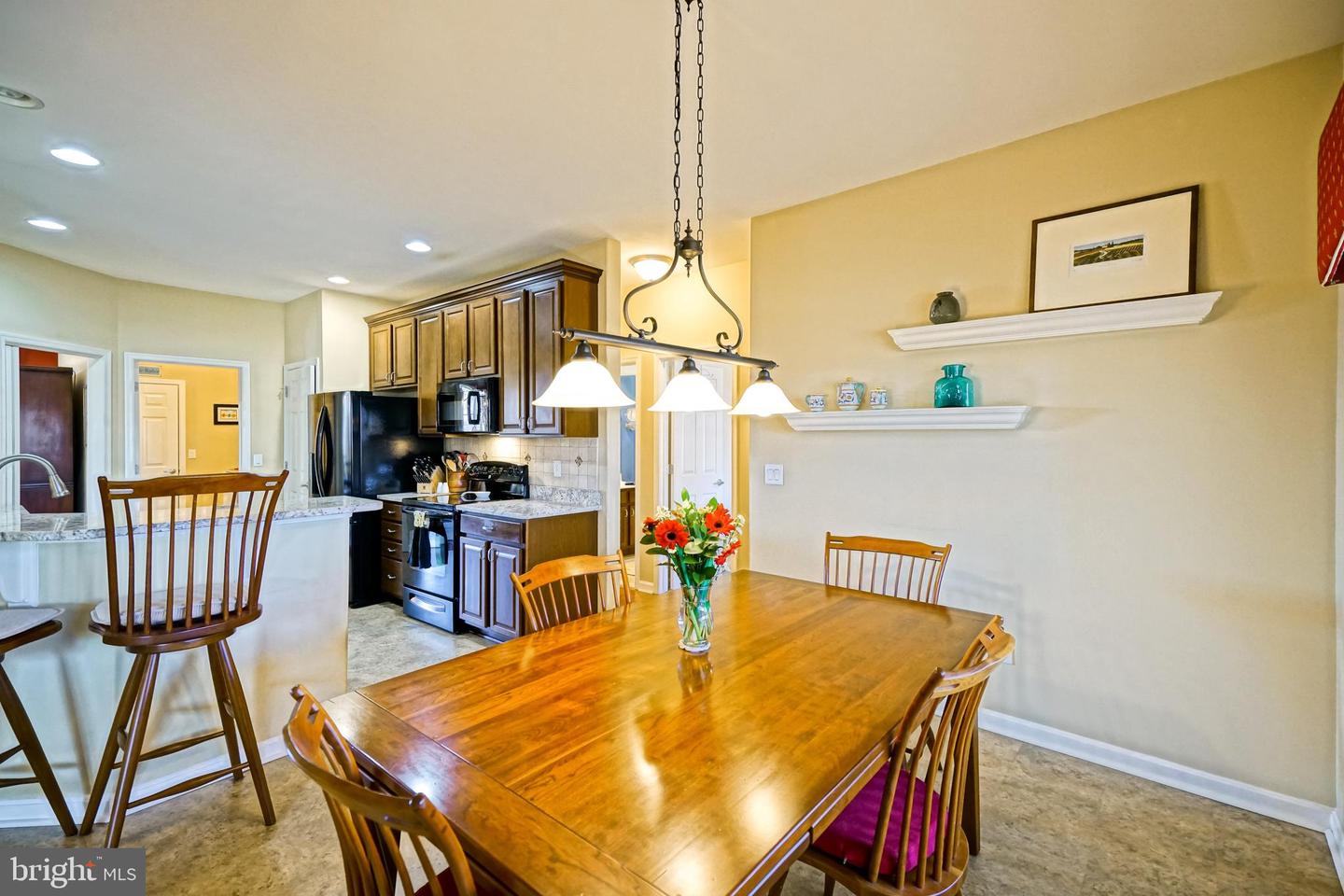 16402 Winding River Dr Property Photo 13